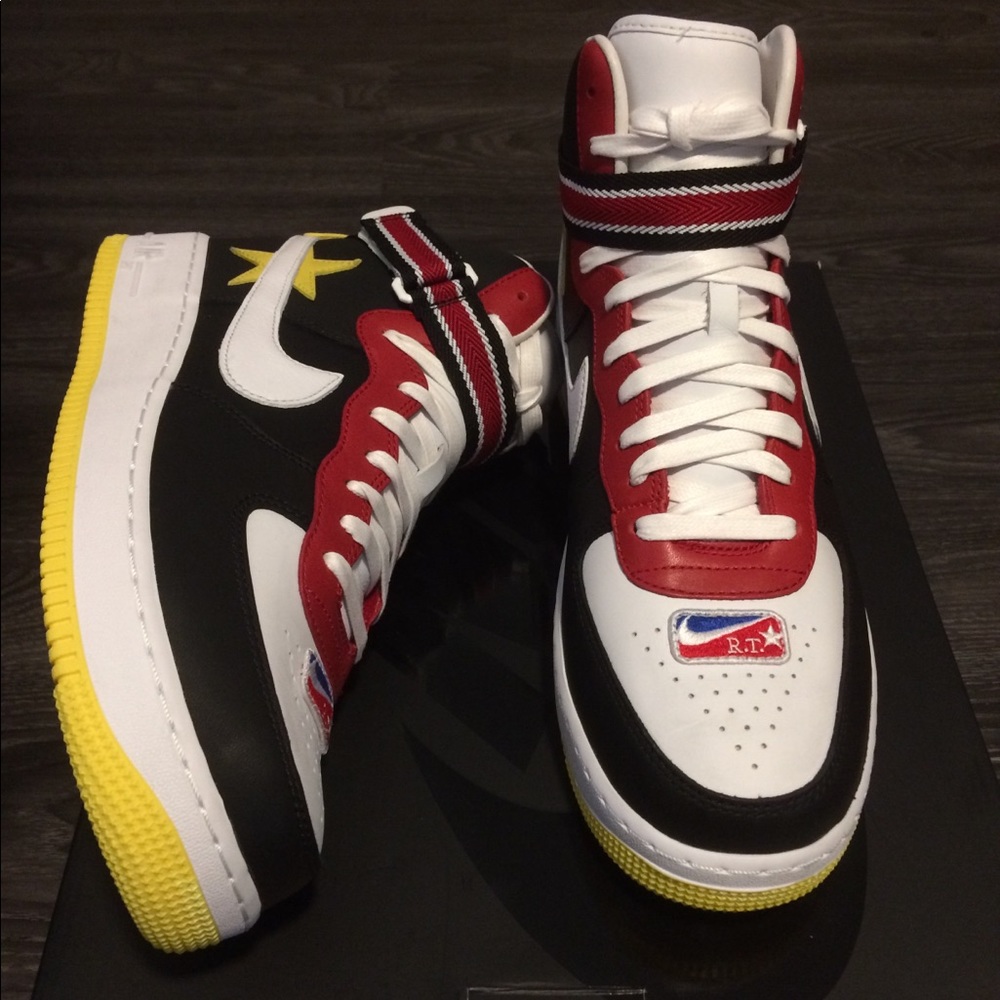 SOLD! NIB Nike Air Force 1 size 11 - Picture 4 of 5